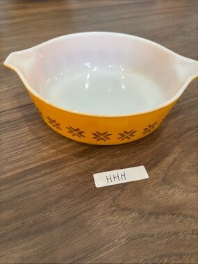 Pyrex Town and Country 471